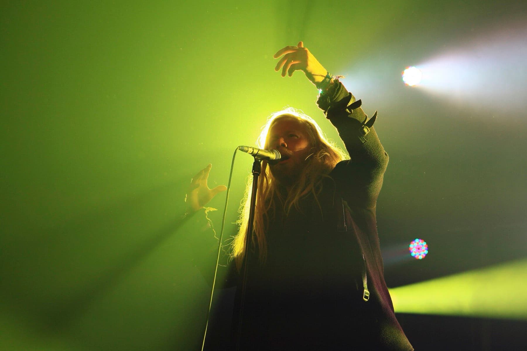 Högni Egilsson performing with GusGus at Iceland Airwaves in Reykjavík, November 2012. The photo is from the 2012 edition, not the 2026 festival.